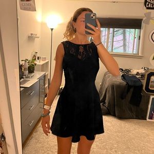 NEW W/TAGS NAVY MACY’S LACE DRESS